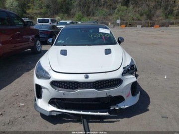 Kia Stinger Liftback 3.3 T-GDi 366KM 2018 Kia Stinger GT2 2018 3.3l 3.3 Benzyna 365KM, zdjęcie 7