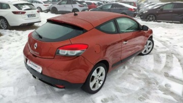 Renault Megane III Coupe 1.6 16v 110KM 2009 Renault Megane Coupe 1.6i 110kM Klima Navi Keyless Xenon Bluetooth Temp. G, zdjęcie 12