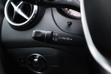 Mercedes GLA I Off-roader 1.6 200 156KM 2015 Mercedes GLA GLA 200, Automat, Skóra, Navi, Xenon, zdjęcie 22