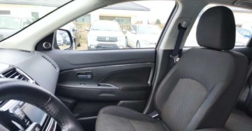 Mitsubishi ASX I SUV Facelifting 2016 1.6 117KM 2017 Mitsubishi ASX Mitsubishi ASX 1.6 Benzyna 117KM, zdjęcie 19