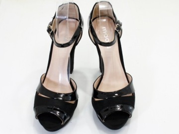 ЧЕРНЫЕ САНДАЛИИ MIRACLE НА ВЫСОКОЙ ПЛАТФОРМЕ SG 39