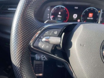 Skoda Octavia IV RS Kombi 2.0 TDI SCR 200KM 2021 Skoda Octavia 2.0 Diesel 199KM, zdjęcie 16