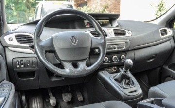 Renault Scenic II 1.5 dCi 105KM 2009 Renault Scenic Bezwypadkowy 7-osobowy 1.5 Diesel 106KM, zdjęcie 1