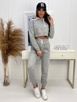 C67 r. L МОДНЫЙ ЖЕНСКИЙ СПОРТИВНЫЙ КОМПЛЕКТ