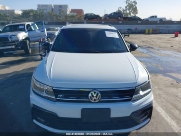 Volkswagen Tiguan II 2020 Volkswagen Tiguan 2020 Volkswagen Tiguan 2.0T SE FWD 2.0 Benzyna 184KM, zdjęcie 1