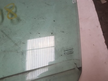 PASSAT CC 08-12R SKLO (OKNO) DVEŘE LEVÝ PŘEDNÍ