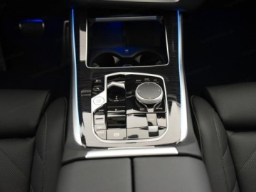 BMW X5 G05 SUV Facelifting 3.0 30d 298KM 2025 BMW X5 xDrive30d Sport Suv 3.0 (298KM) 2025, zdjęcie 12