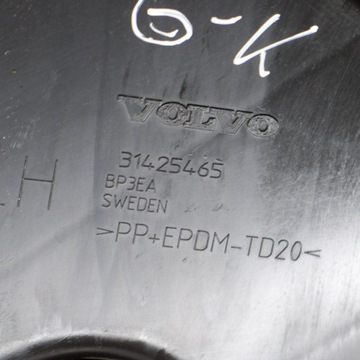 31395103 LEVÝ VÝZTUHA ZADNÍHO NÁRAZNÍKU VOLVO V40 HATCHBACK D4