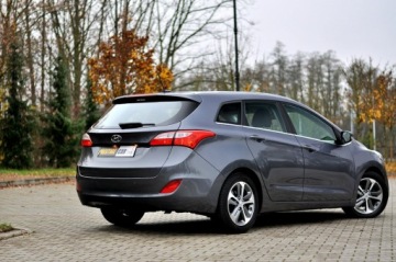 Hyundai i30 II Wagon Facelifting 1.6 CRDi 110KM 2016 Hyundai i30 1,6 CRDi Ledy Duża Navi Kamera, zdjęcie 9