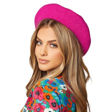 ЖЕНСКИЙ ФРАНЦУЗСКИЙ ШЕРСТЯНОЙ БЕРЕТ С АНТЕННОЙ ФУКСИИ