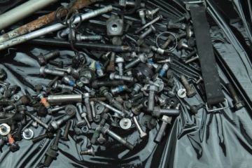 SUZUKI DL 650 V-STROM 04-11 БОЛТЫ ВИНТЫ