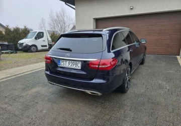Mercedes Klasa C W205 Kombi Facelifting HYBRYDA 2.0 300 e 320KM 2020 Mercedes-Benz Klasa C Mercedes-Benz Klasa C 2.0 Hybryda Plug-in 320KM, zdjęcie 4