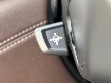 BMW Seria 7 G11-G12 Sedan Facelifting 3.0 740d 340KM 2020 BMW 7 740 d Tylna oś skrętna, zdjęcie 12