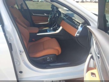 Jaguar XF II 2021 Jaguar XF R-Dynamic Se P300 2021 2.0l 2.0 Benzyna 296KM, zdjęcie 9