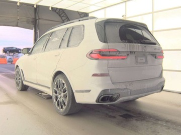 BMW X7 2026 BMW X7 M60i 2026 4.4 Benzyna 523KM, zdjęcie 2