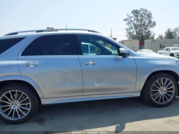 Mercedes GLE V167 2024 Mercedes-Benz GLE 450 4Matic 2024 3.0l 3.0 Benzyna 375KM, zdjęcie 6