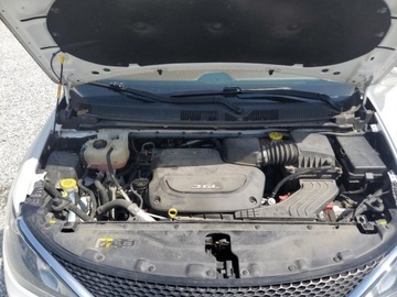 Chrysler Pacifica II 2017 Chrysler Pacifica Limited 2017 3.6l 3.6 Benzyna 287KM, zdjęcie 6