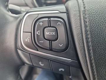 Toyota Avensis III Sedan Facelifting 2015 1.8 Valvematic 147KM 2016 Toyota Avensis Toyota Avensis 1.8 Premium, salon PL, 1.8 Benzyna 147KM, zdjęcie 16