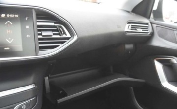 Peugeot 2018 Peugeot 308 Peugeot 308 PureTech 130 GPF EAT8 Stop amp Start Allure Pack, zdjęcie 24