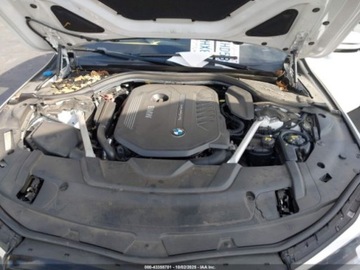 BMW Seria 7 G11-G12 2018 BMW Seria 7 740i 2018 3.0l 3.0 Benzyna 320KM, zdjęcie 8