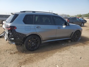 BMW X7 2024 BMW X7 M60i 2024 4.4l 4.4 Benzyna 523KM, zdjęcie 3