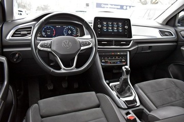 Volkswagen T-Roc I SUV Facelifting 1.5 TSI ACT 150KM 2022 Volkswagen T-Roc Bezwypadkowy / Salon Polska /, zdjęcie 13
