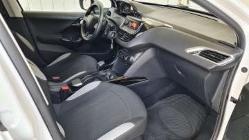 Peugeot 2008 I SUV 1.2 VTi 82KM 2013 Peugeot 2008 1,2 VTi, 82 KM, 142 Tys.km, 100 Bezwypadkowy, Gwarancja 1.2, zdjęcie 17