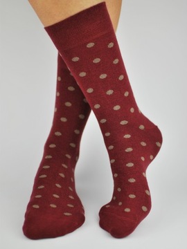 SKARPETY MĘSKIE eleganckie BORDOWE SKARPETKI W KROPKI NOVITI 43-46
