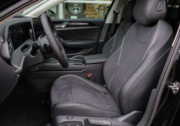 Volkswagen Passat B8 Variant Facelifting 1.5 TSI EVO 150KM 2025 Volkswagen Passat Elegance, dostepny od reki 1.5 Benzyna 150KM, zdjęcie 13