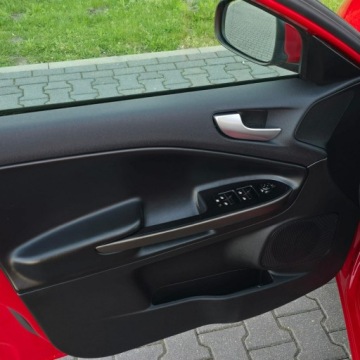 Alfa Romeo Giulietta Nuova II Hatchback 5d Facelifting 1.6 JTDM-2 120KM 2015 Alfa Romeo Giulietta 1.6 120KM JTDM 16V Sport, zdjęcie 20