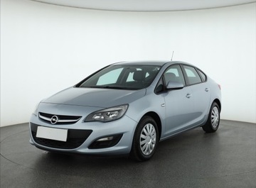 Opel Astra J Sedan 1.4 Turbo ECOTEC 140KM 2018 Opel Astra 1.4 T, Salon Polska, Serwis ASO, GAZ, zdjęcie 1