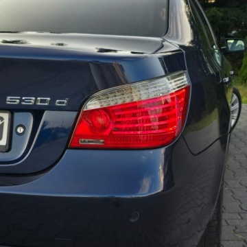 BMW Seria 5 E60 Sedan 530 d 235KM 2009 BMW 530 Seria 5 E60/E61 3.0 530d Diesel, zdjęcie 18