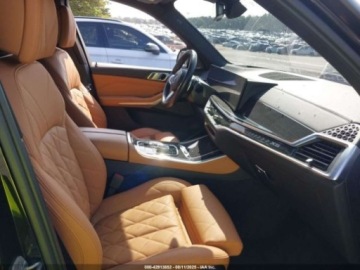 BMW X5 G05 SUV Facelifting 3.0 40i 381KM 2024 BMW X5 xdrive40i, 2024r., 4x4, 3.0L 3.0 Benzyna 380KM, zdjęcie 8