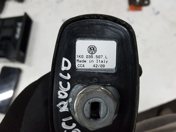 VW SCIROCCO III 08-14R ANTÉNA AUTORÁDIO STŘEŠNÍ