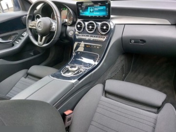 Mercedes Klasa C W205 Kombi Facelifting HYBRYDA 2.0 300 e 320KM 2020 Mercedes Klasa C 300 e 9G-TRONIC Avantgarde 320KM 2020r, zdjęcie 20