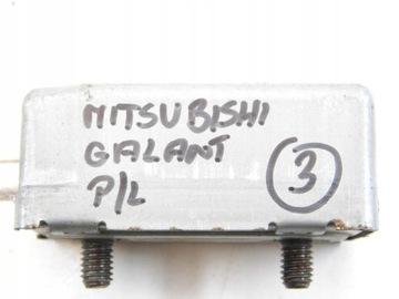 R/20 MITSUBISHI GALANT SENSOR NÁRAZY P / L /3