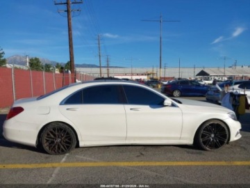 Mercedes Klasa S W222 2015 Mercedes-Benz Klasa S 550 2015 4.7 Benzyna 449KM, zdjęcie 8