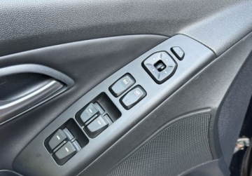 Hyundai ix35 SUV Facelifting 1.6 GDI 135KM 2014 Hyundai ix35 1,6 135KM LED Kamera Climatronic Bezwypadkowy Dla wymagajacych, zdjęcie 31