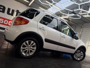 Suzuki SX4 I Hatchback Facelifting 1.6 VVT 120KM 2013 Suzuki SX4 4x4 biala perla bezwypadkowy bogato wyposazony 2013 2x alu oryg, zdjęcie 13
