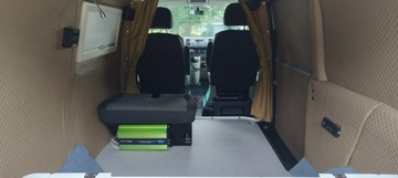 Volkswagen Caravelle T5 Caravelle Facelifting długi rozstaw osi 2.0 TDI 140KM 2015 Volkswagen Transporter Long, 4x4 motion, zabudowa, zdjęcie 12