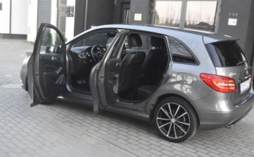 Mercedes Klasa B W246 Sports Tourer 200 CDI BlueEFFICIENCY 136KM 2012 Mercedes-Benz Klasa B Mercedes-Benz Klasa B 1.8 Diesel 136KM, zdjęcie 22
