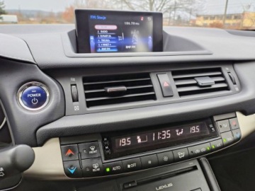 Lexus CT Hatchback 5d Facelifting 200h 136KM 2017 Lexus CT 1.8 Hybryda 136KM Prestige AT Kamera Tempomat Salon PL 1.8, zdjęcie 18
