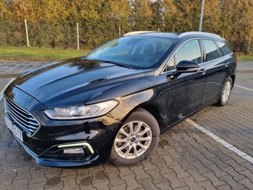Ford Mondeo V Kombi Facelifting 2.0 Hybrid 187KM 2019 FORD MONDEO 2.0 Hybrid Titanium Skóra