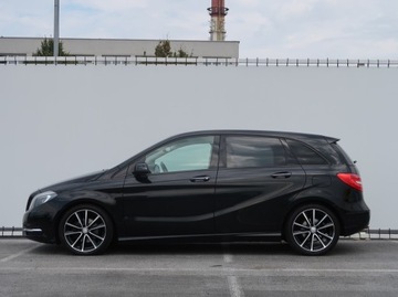 Mercedes Klasa B W246 Sports Tourer 180 BlueEFFICIENCY 122KM 2013 Mercedes B B 180, Skóra, Navi, Xenon, Bi-Xenon, zdjęcie 2