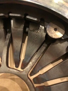 Нажимные диски сцепления Mercedes Sprinter 313 2.2CDI, 95KW