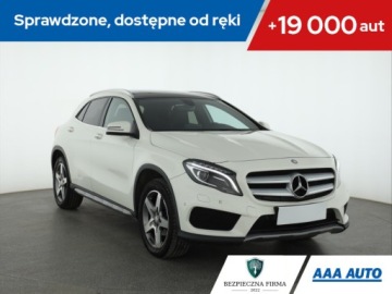 Mercedes GLA I Off-roader 1.6 200 156KM 2016 Mercedes GLA GLA 200, Salon Polska, Serwis ASO