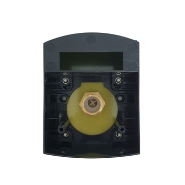 Внешняя розетка для воды с душем и заслонкой для прицепа-домика, черная