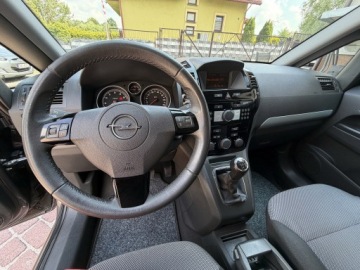 Opel Zafira B 1.6 Twinport ecoFLEX 115KM 2011 Opel Zafira 7OSÓB! Tylko 141tyśkm 1WŁAŚCICIEL 2011 Lift ORYGINAŁ LAKIER 1.6, zdjęcie 8