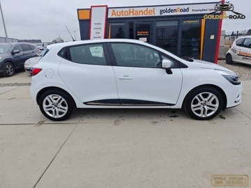 Renault Clio IV Grandtour Facelifting 0.9 TCe 90KM 2018 Renault Clio 0,9 TCE 90KM klima elektryka navi grz.fot.usb. oplacony 90KM, zdjęcie 4