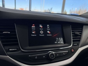 Opel Astra K Sportstourer Facelifting 1.2 Turbo 130KM 2021 Opel Astra Edition LED Kamera cofania CarPlayAndroid Auto Ogrzew. fote, zdjęcie 26